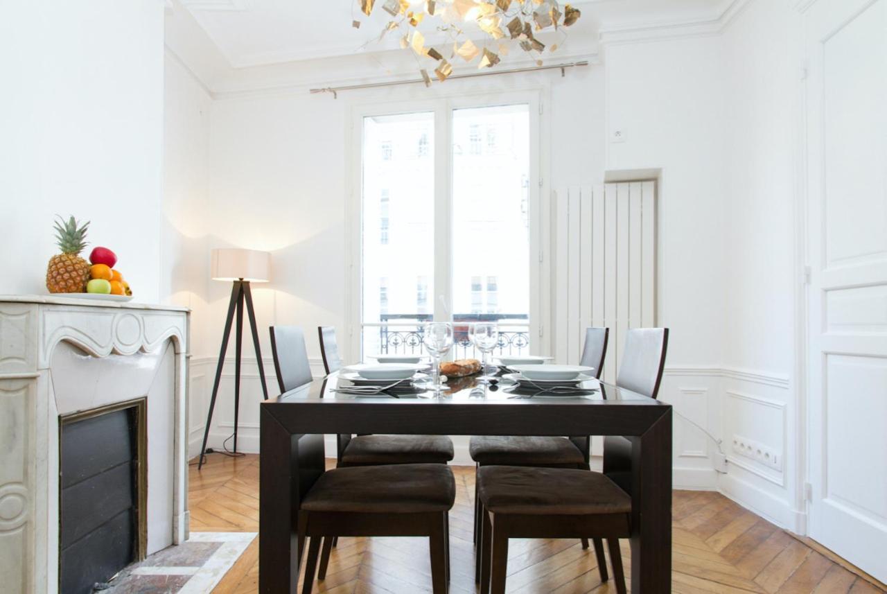 פריז Rue Saint Honore - Louvre City Apartment מראה חיצוני תמונה